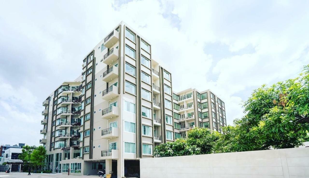 Appart hôtel The Lux Ladprao 10